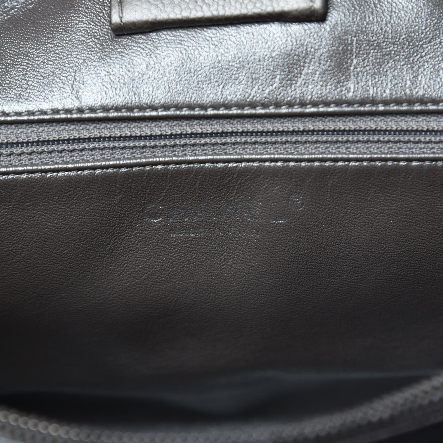 Caviar Medium Be Caviar Tote Silver