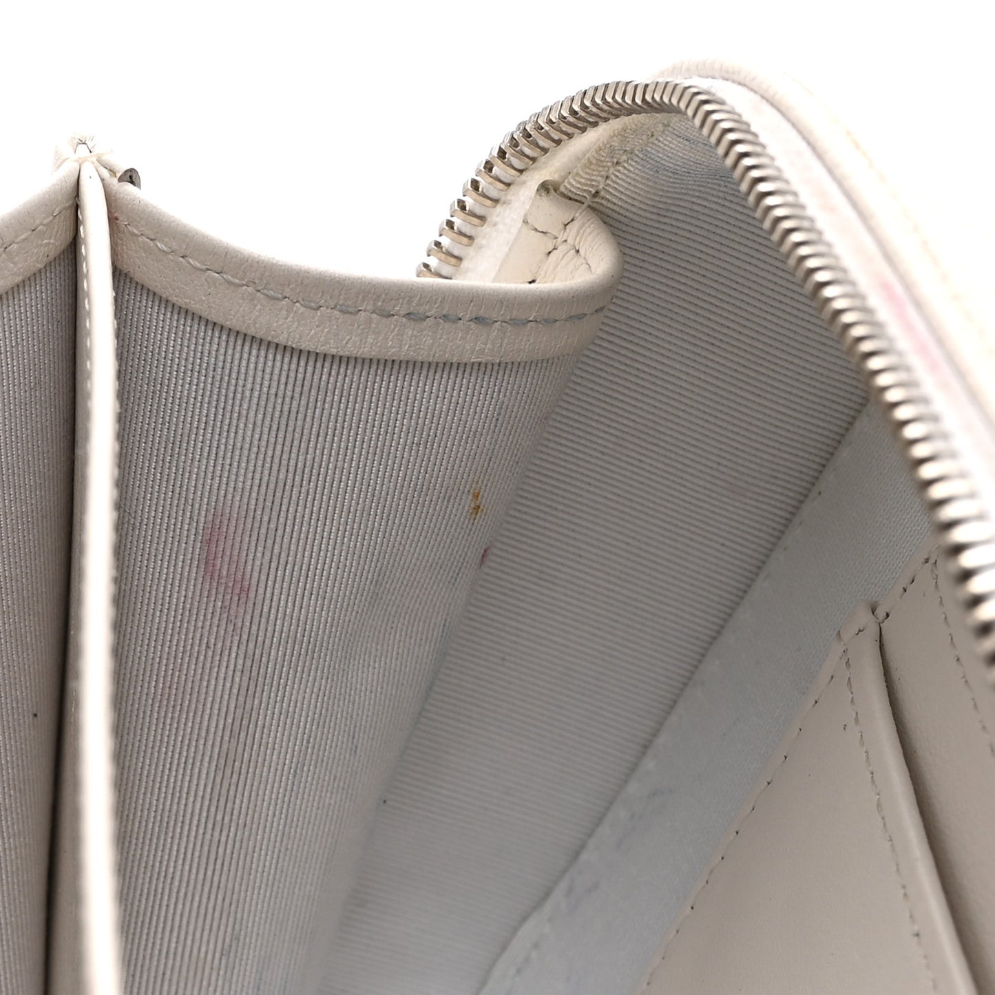 Caviar Quilted Camera Bag White