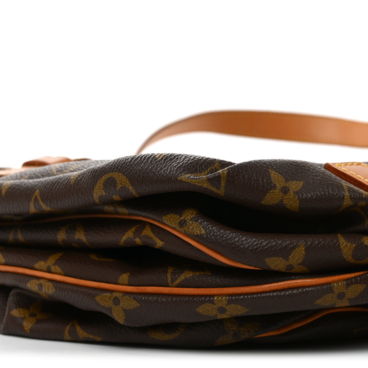 Louis Vuitton Monogram Saumur 35 9 of 9