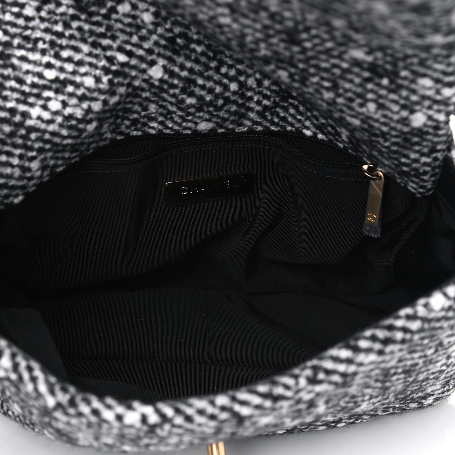 Chanel Tweed Quilted Medium Chanel 19 Flap Black White 4 of 5