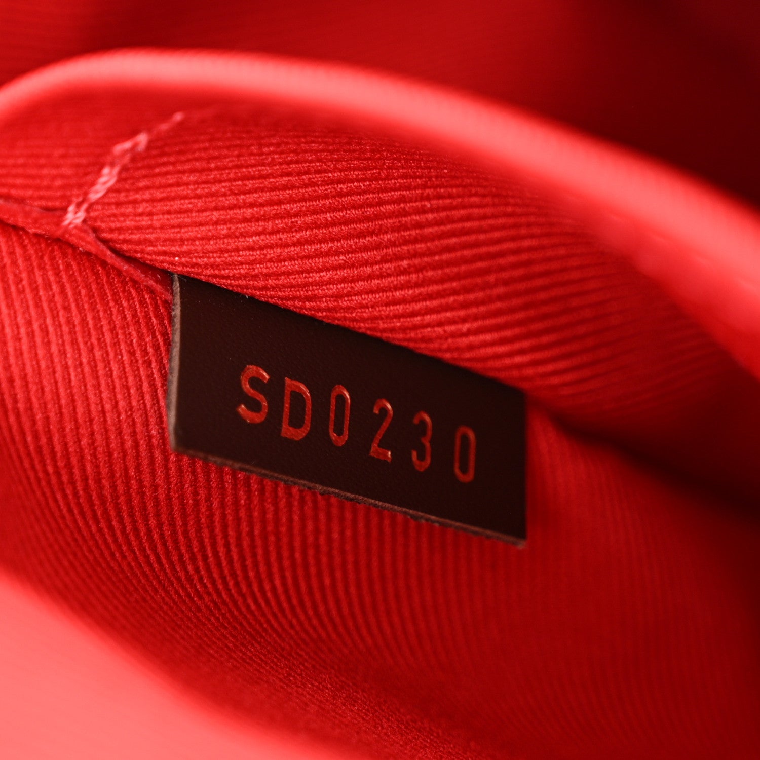 Louis Vuitton Damier Ebene Croisette 7 of 13