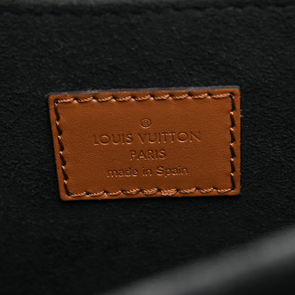 Louis Vuitton Reverse Monogram Dauphine MM 6 of 11