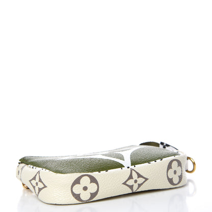 Louis Vuitton Monogram Giant Micro Pochette Accessories Kaki White 4 of 7
