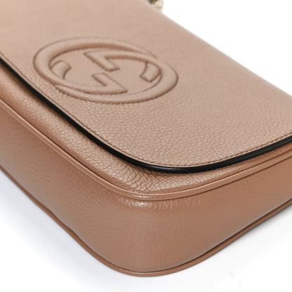 Gucci Pebbled Calfskin Medium Soho Flap Crossbody Camelia 12 of 13