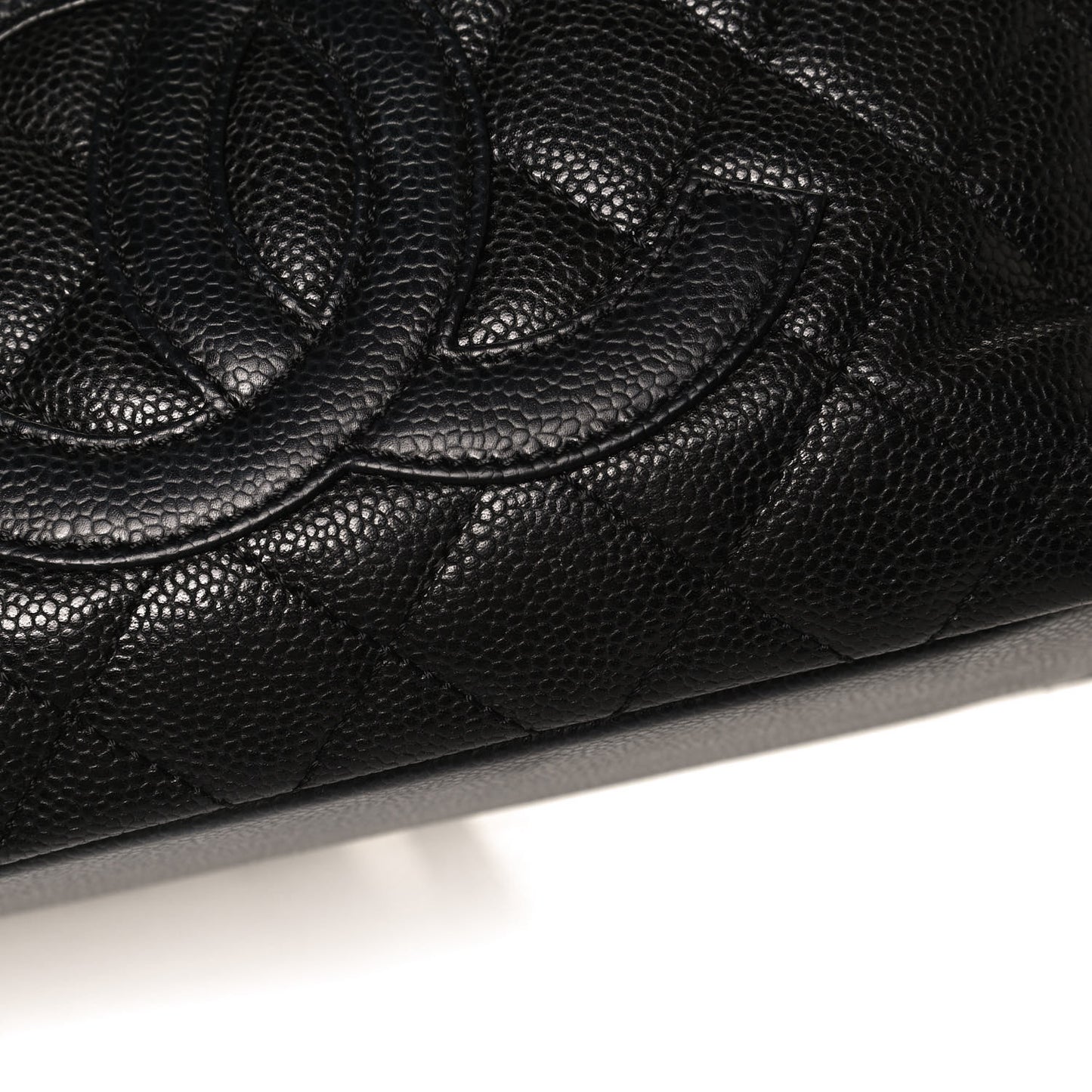 Caviar Quilted Petit Shopping Tote PST Black
