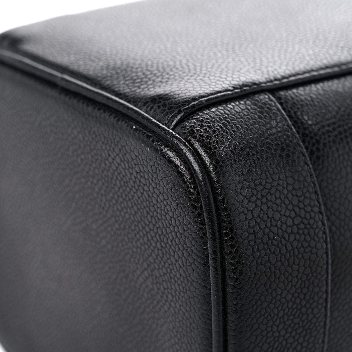 Chanel Caviar Vanity Cosmetic Case Black 12 of 14