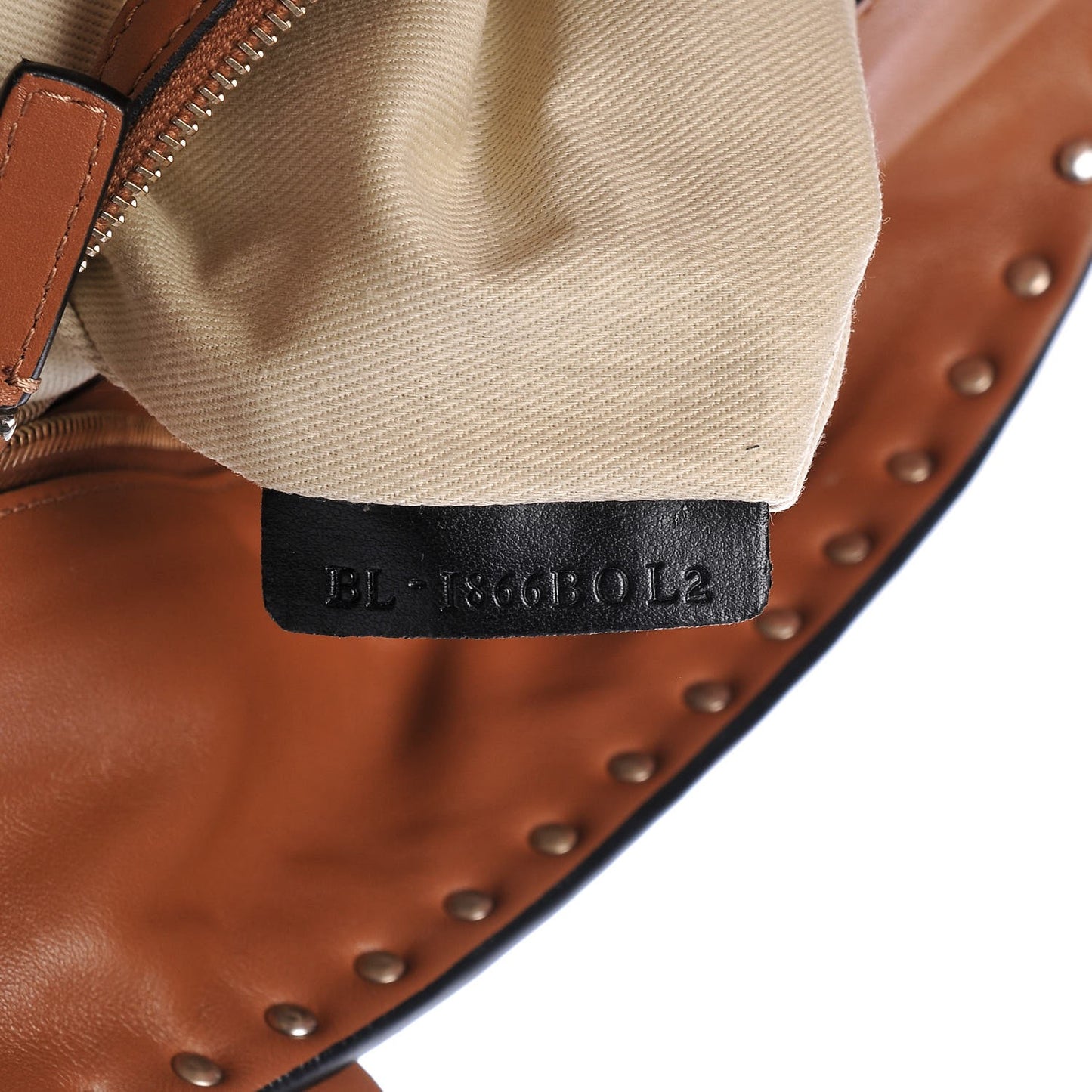 Vitello Large Rockstud Crossbody Tote Light Cuir