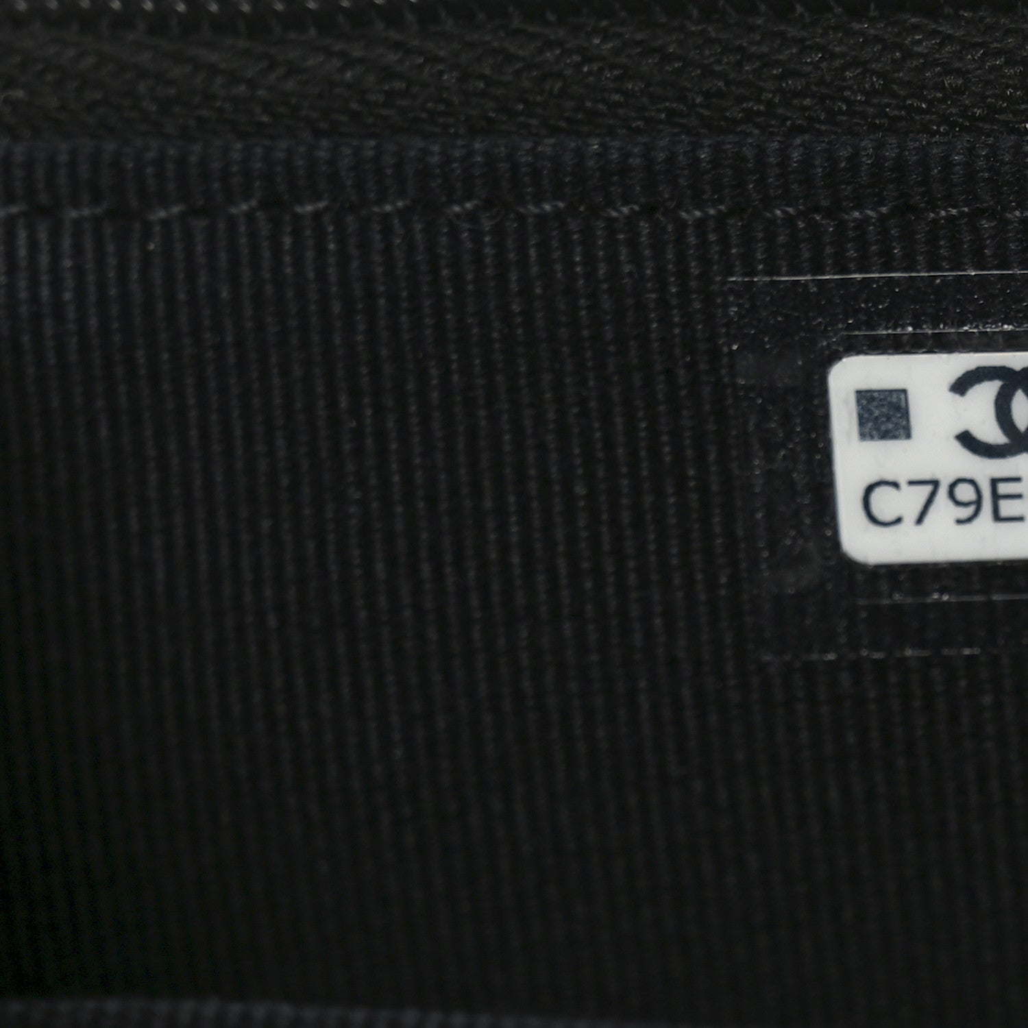 Chanel Caviar Quilted CC Glitter Flap Card Holder Black 7 of 8