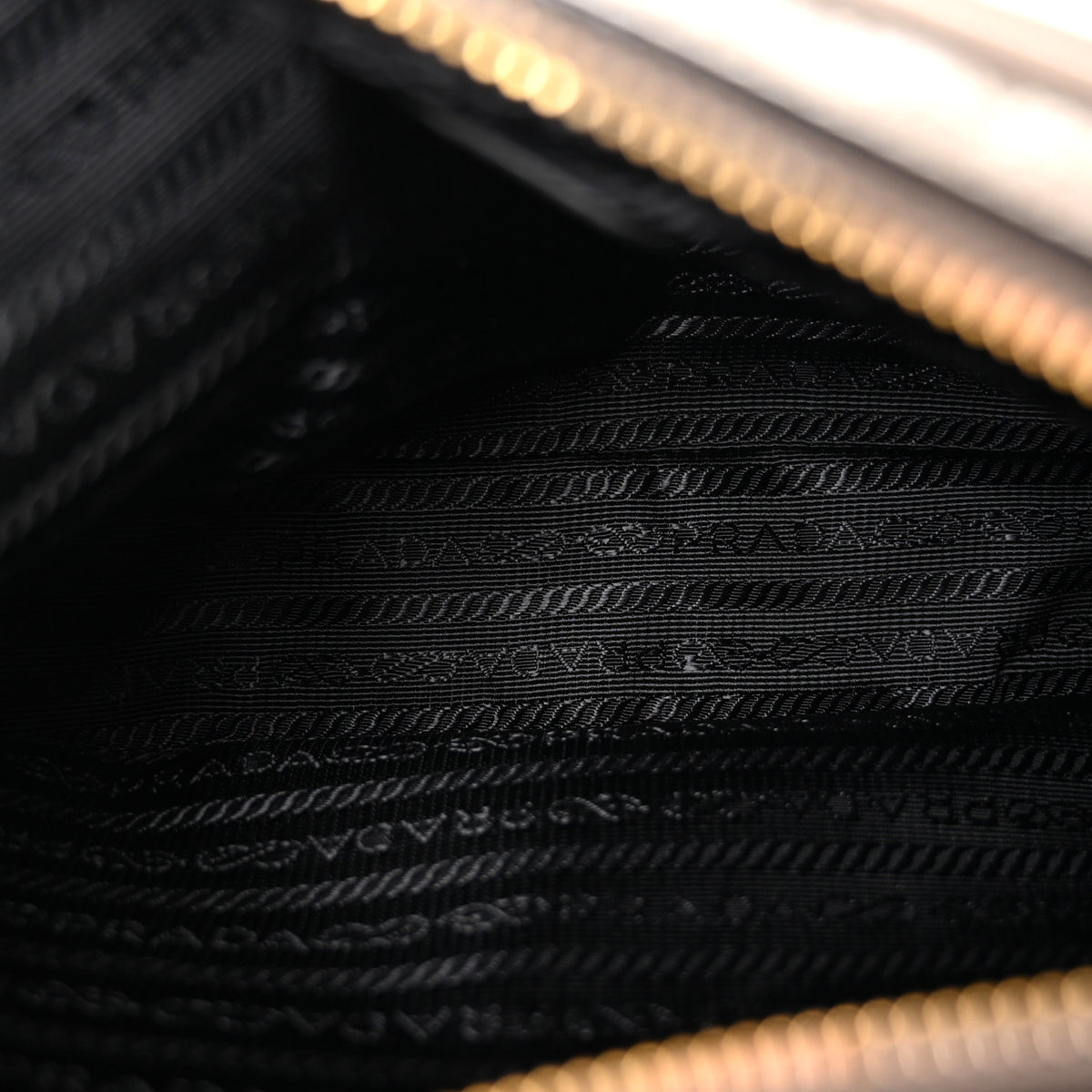 Vitello Phenix Camera Bag Argilla