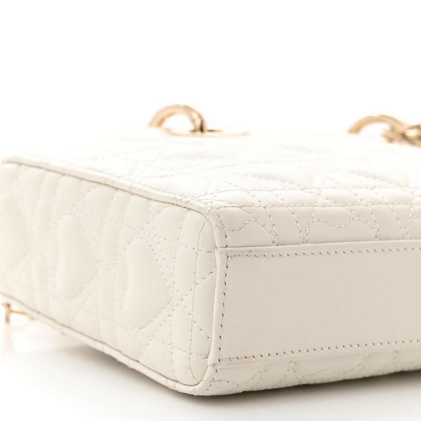 Lambskin Cannage Heart Medium Lady D-Joy White
