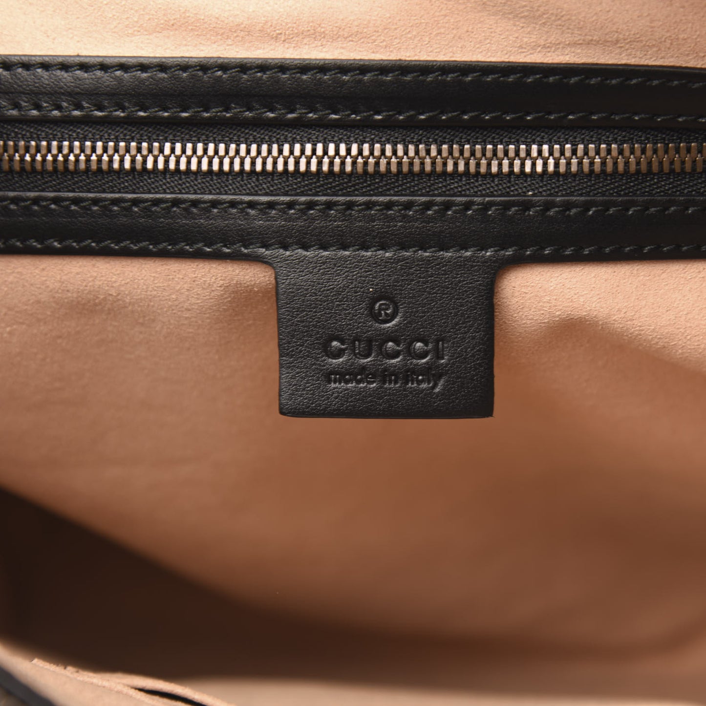 Calfskin Matelasse GG Marmont Flat Messenger Bag Black