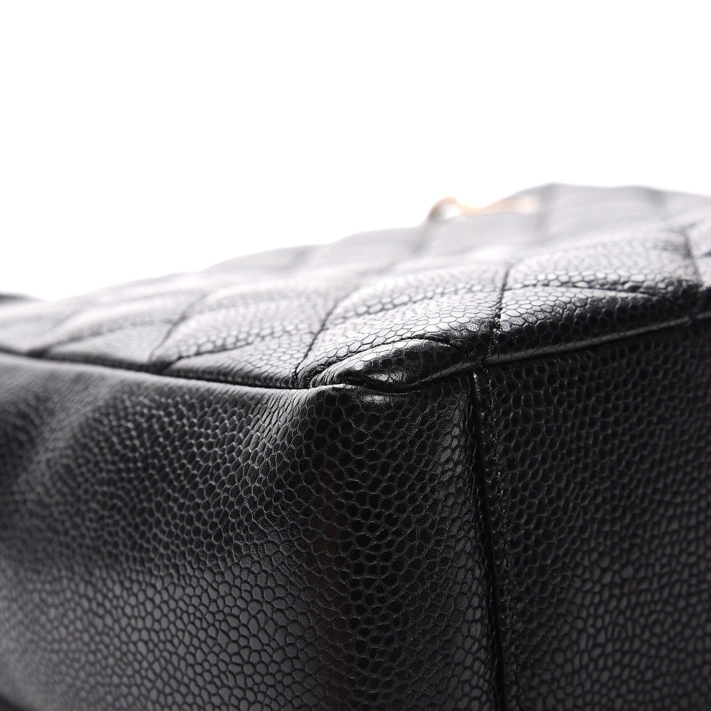 Caviar Quilted Petit Shopping Tote PST Black