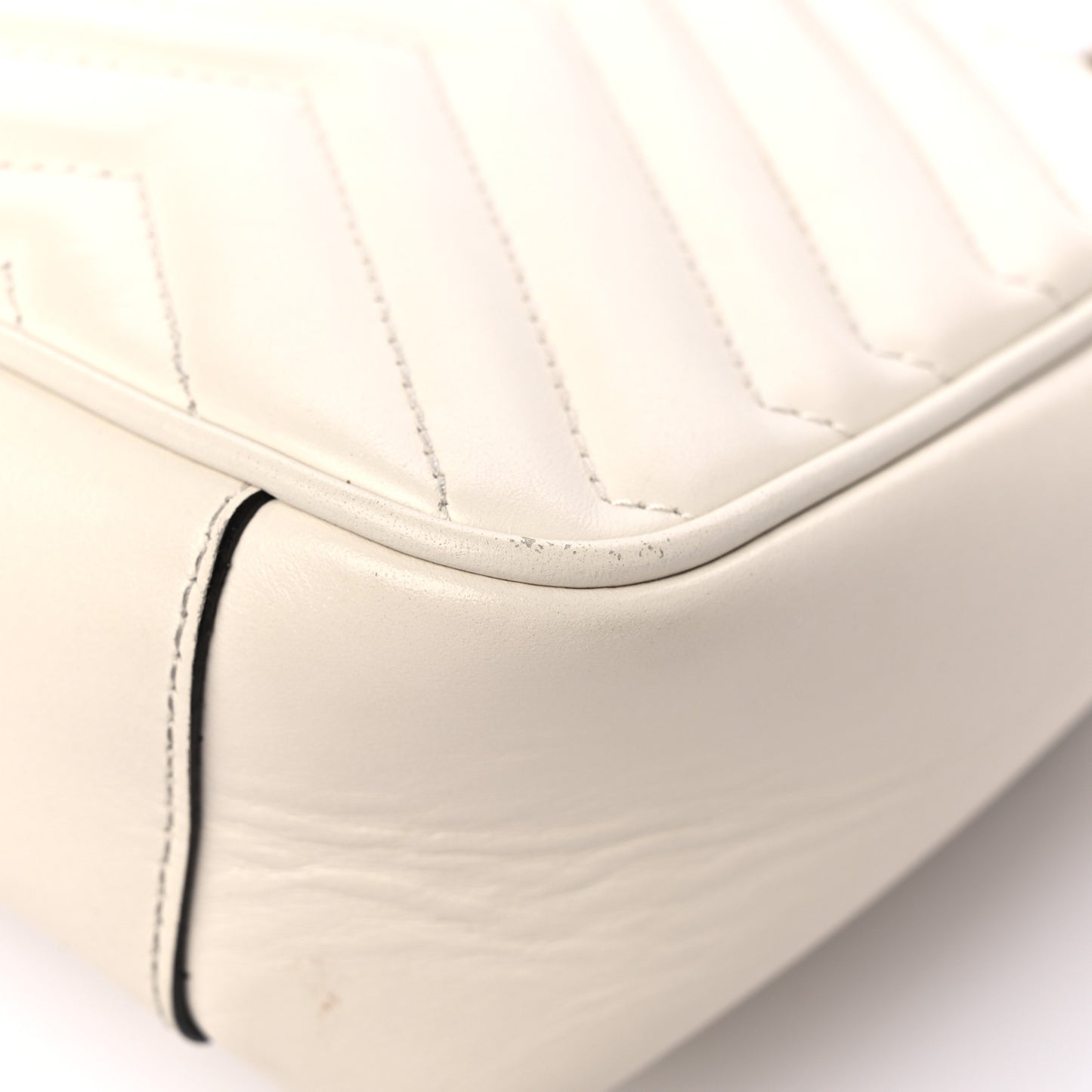 Calfskin Matelasse Small GG Marmont Shoulder Bag White