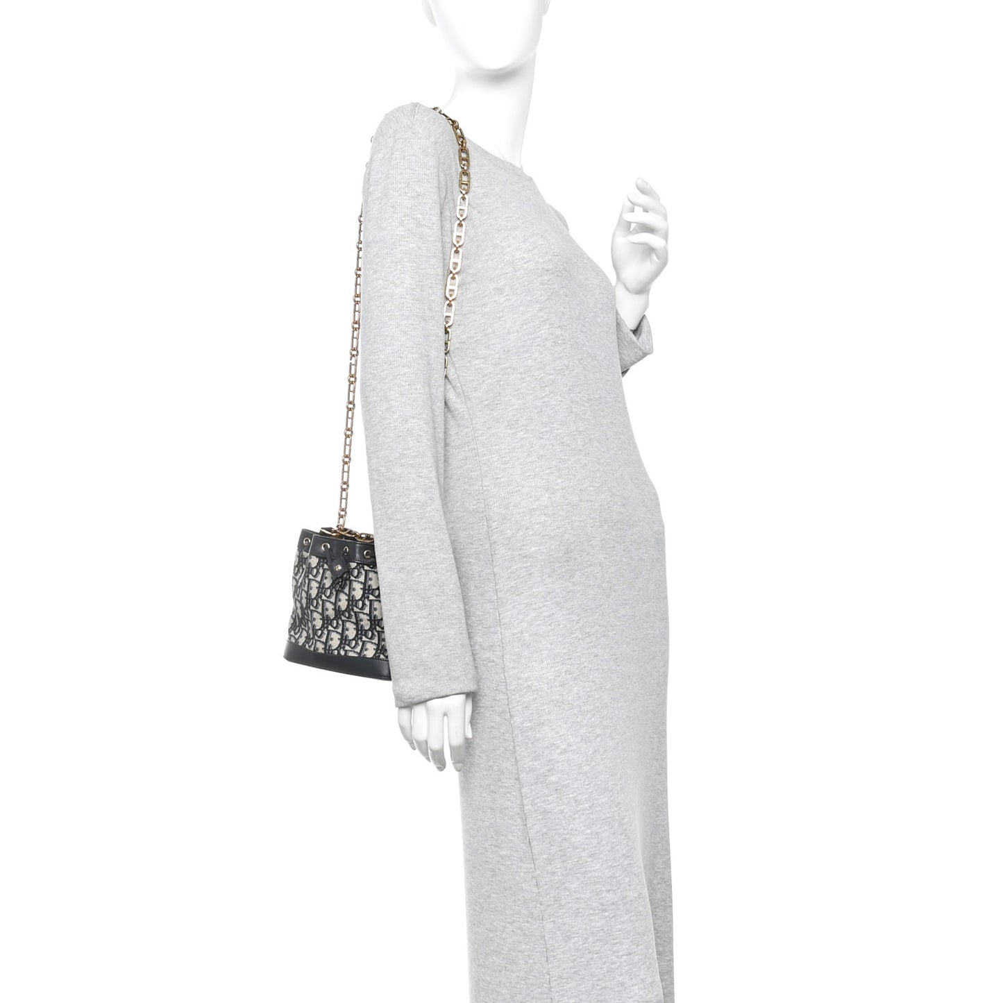 Oblique Drawstring Chain Bucket Bag Blue