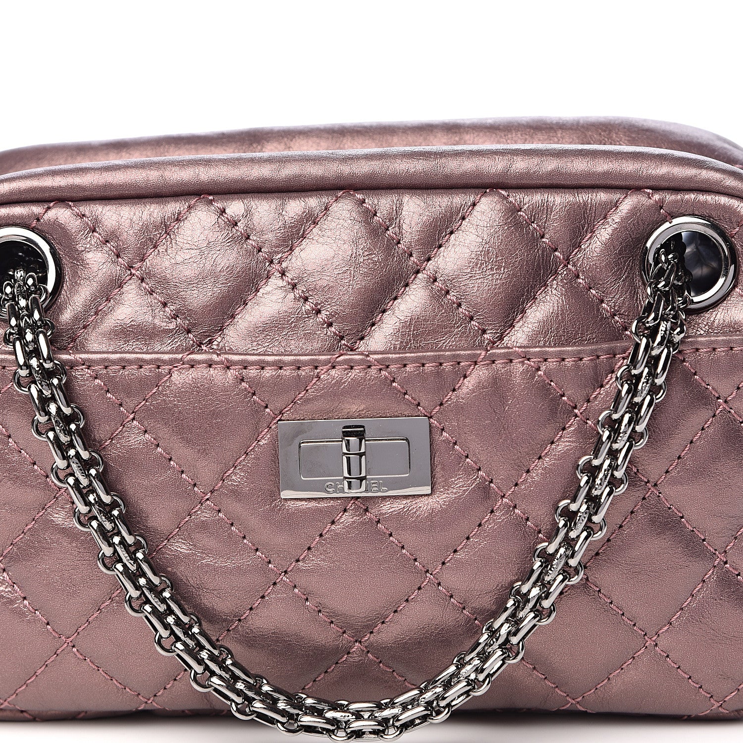 Chanel Metallic Aged Calfskin Quilted Small Reissue Camera Case Rose Fonce 17 of 18