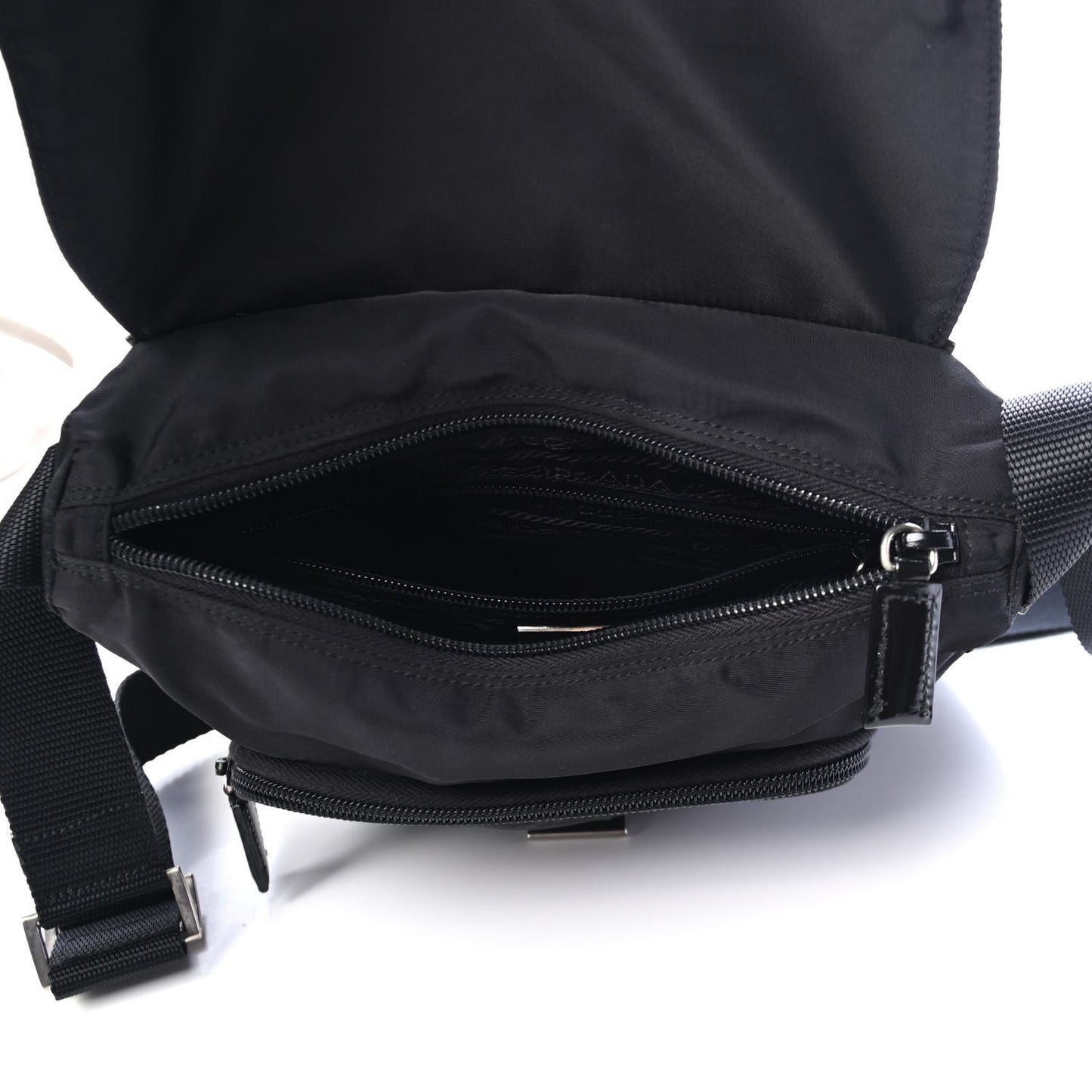 Nylon Vela Small Hunting Bag Black