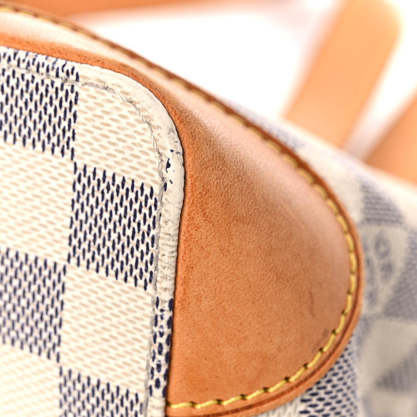 Damier Azur Hampstead PM