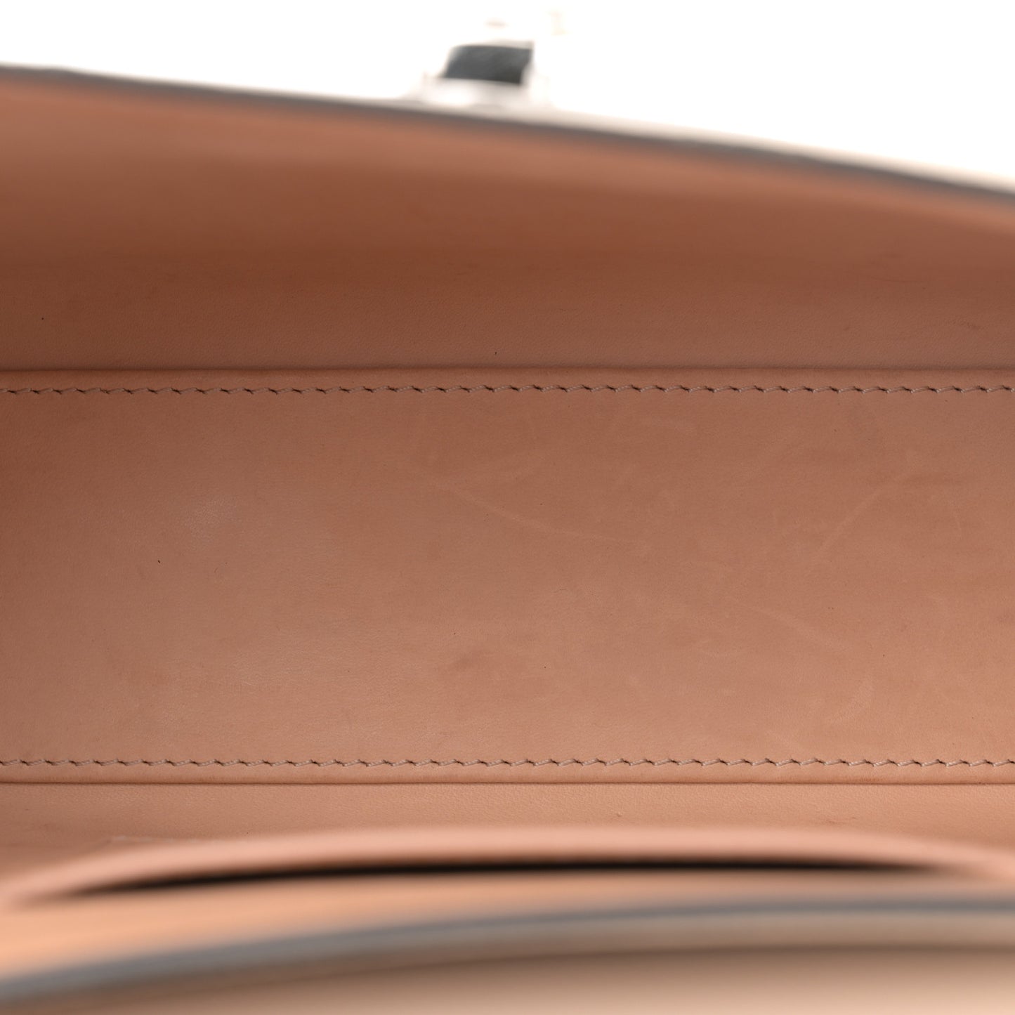 Carat Calfskin Gabrielle BB Powder