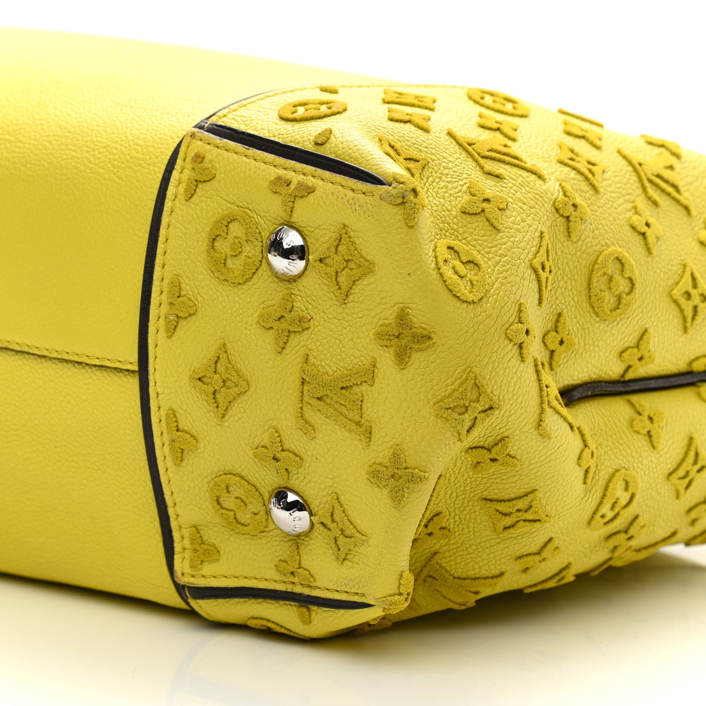 Veau Cachemire Tote W PM Pistache