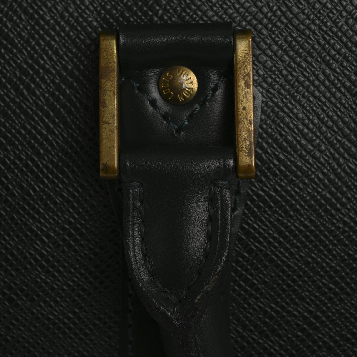 Louis Vuitton Taiga Helanga 1 Poche Epicea 12 of 16
