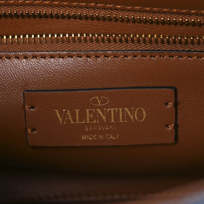 Valentino Garavani Denim Medium Roman Stud Shoulder Bag Light Denim Selleria 6 of 10