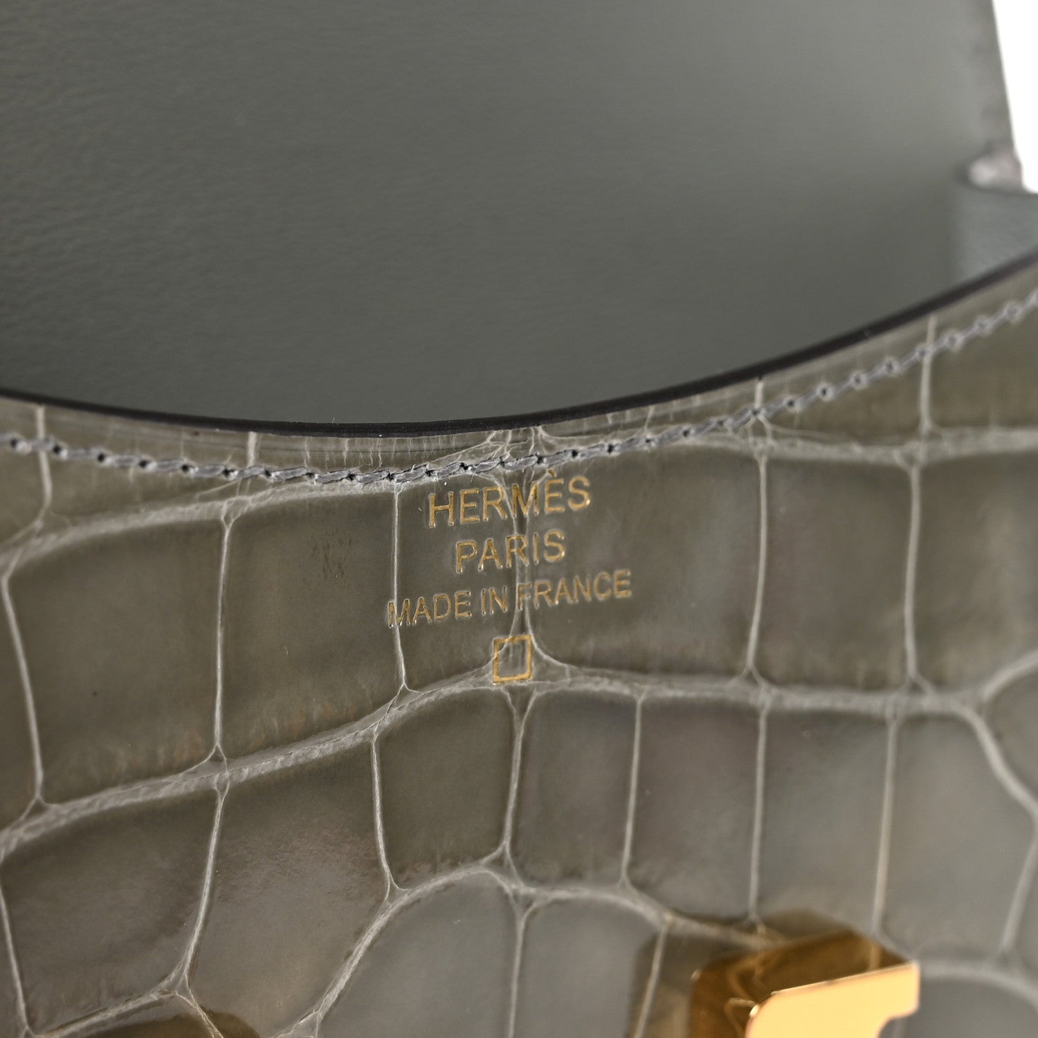 Hermes Shiny Alligator Constance Slim Wallet Gris Ciment 7 of 8
