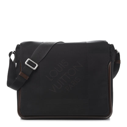 Louis Vuitton Damier Geant Messenger Bag Black 1 of 14