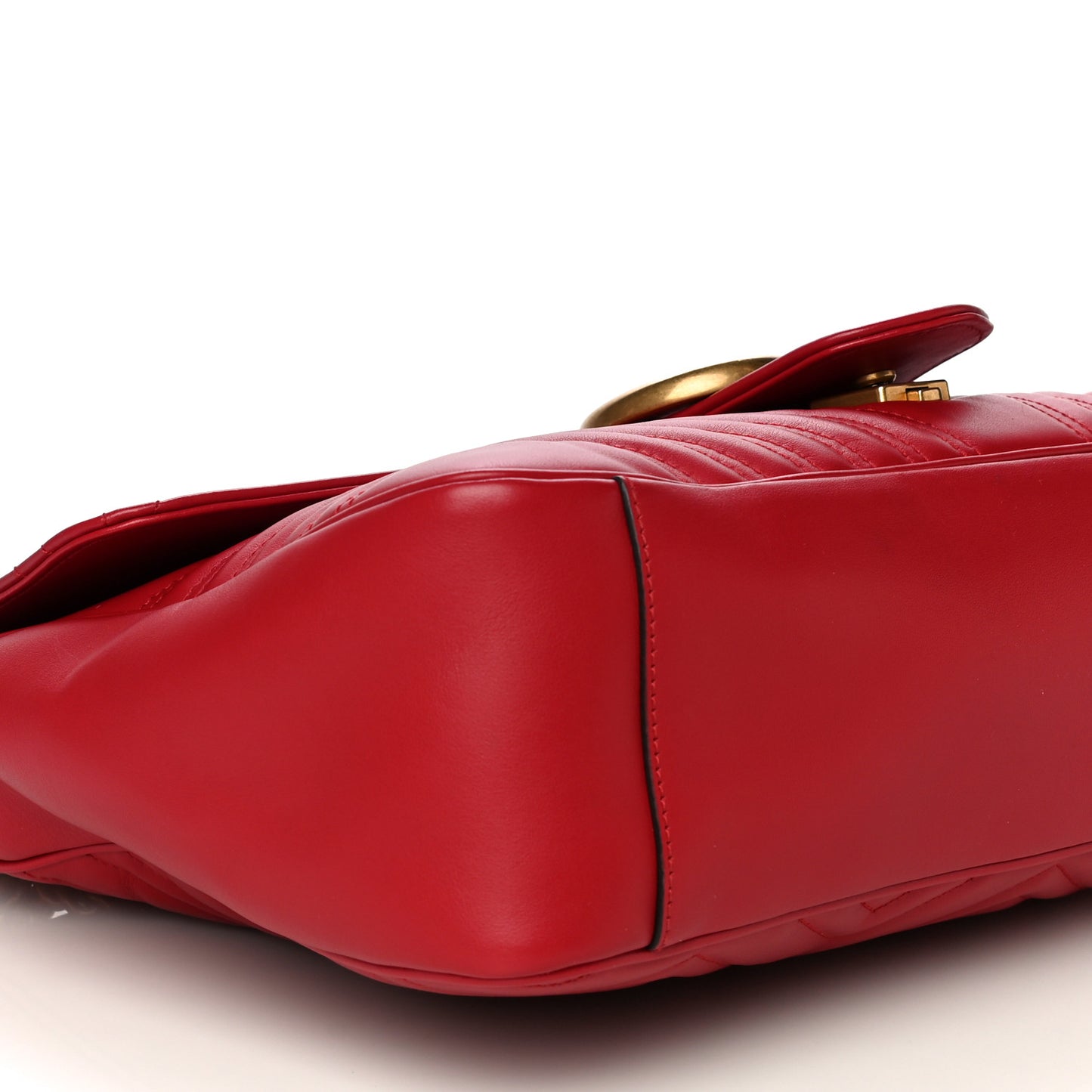 Calfskin Matelasse Large GG Marmont Shoulder Bag Hibiscus Red