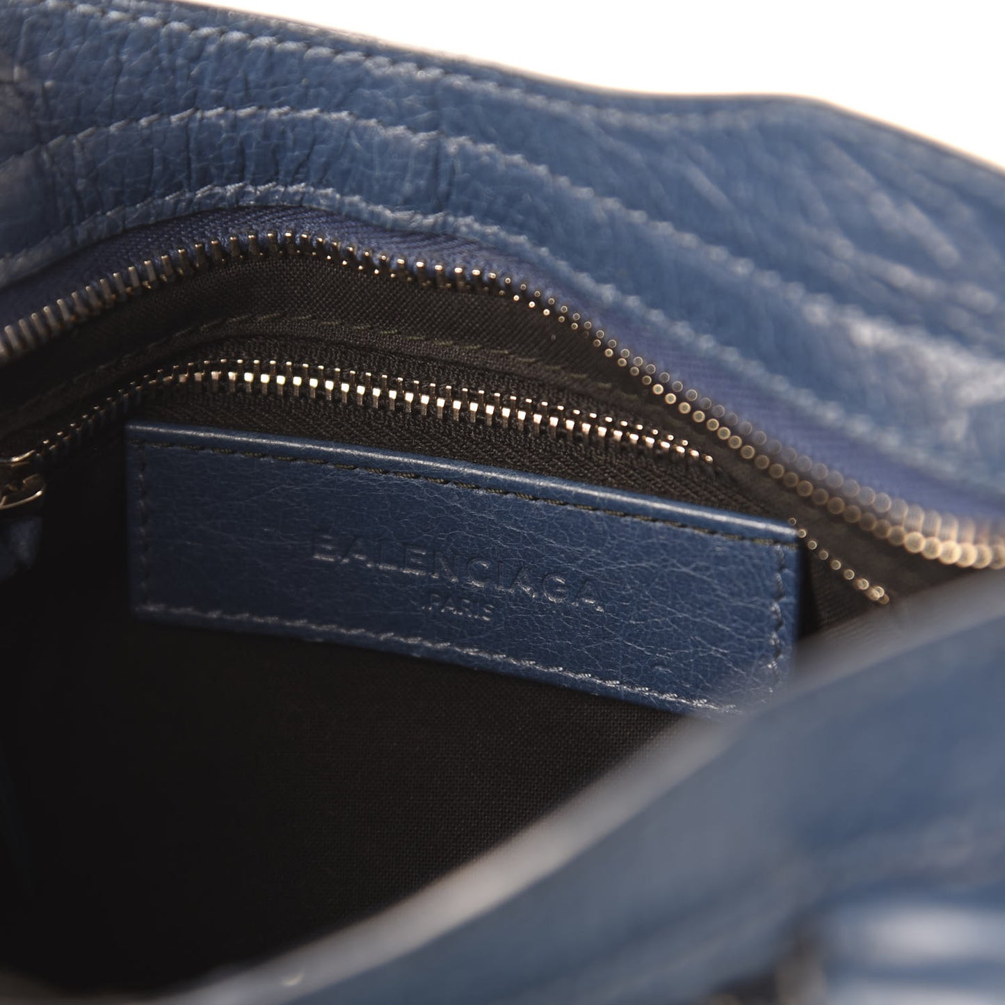 Agneau Classic Silver Hardware Mini City Bleu Profond