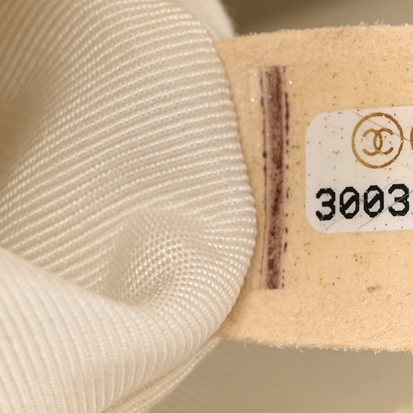 Caviar Chevron Quilted Small Boy Flap White