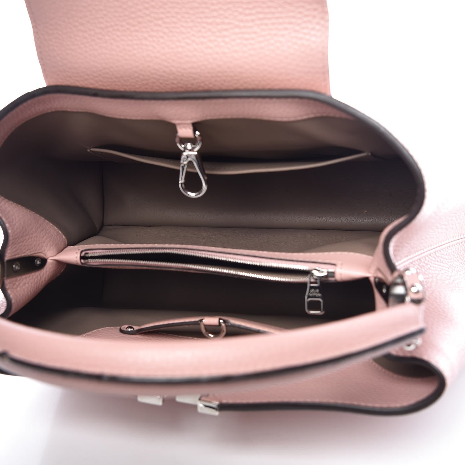 Louis Vuitton Taurillon Capucines MM Magnolia 5 of 10