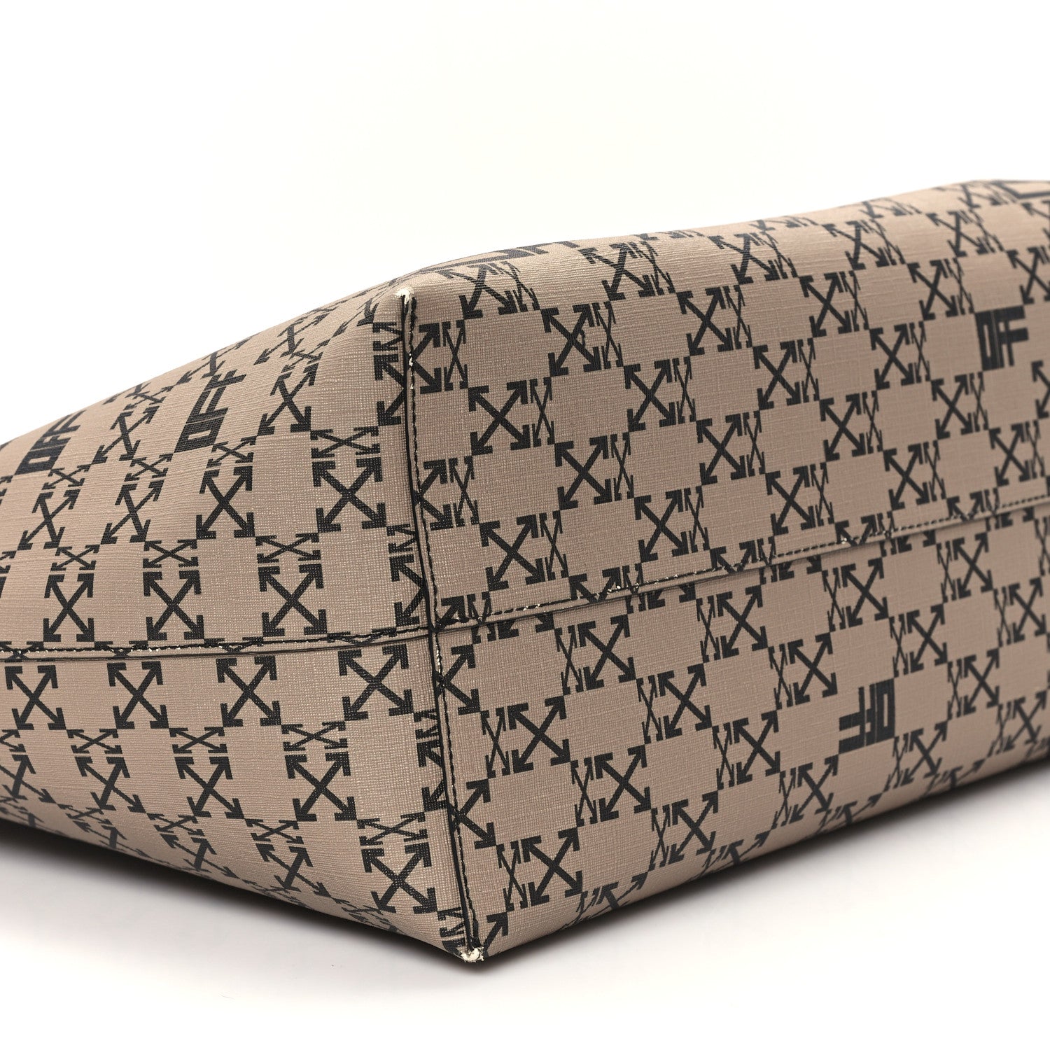 Off-White Coated Canvas Arrow Print Day Off Tote Bag Beige 9 of 12