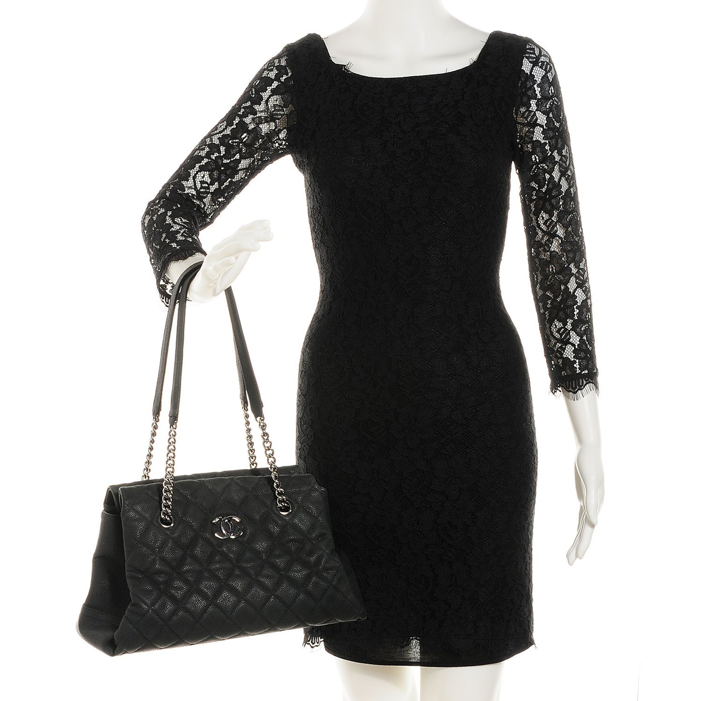 Iridescent Caviar Quilted Lady Pearly Tote Black