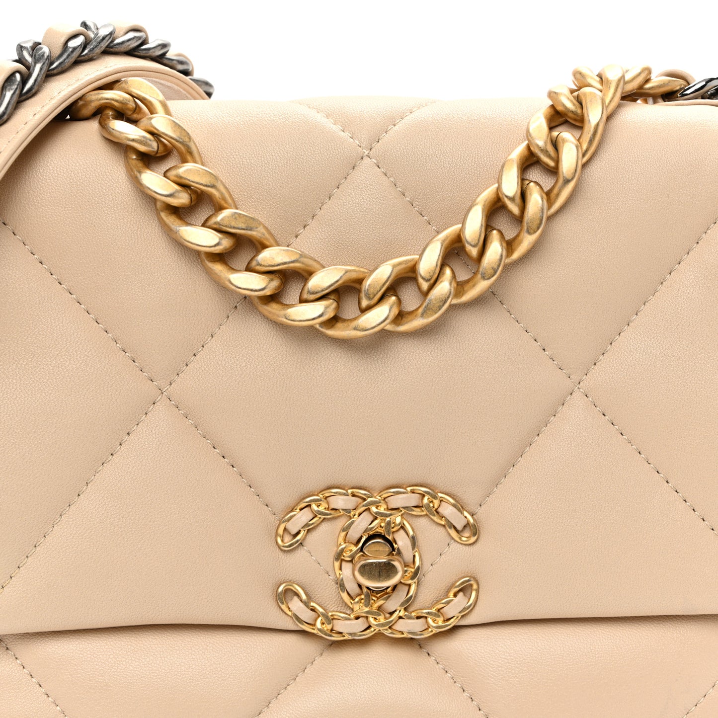 Lambskin Quilted Medium Chanel 19 Flap Beige