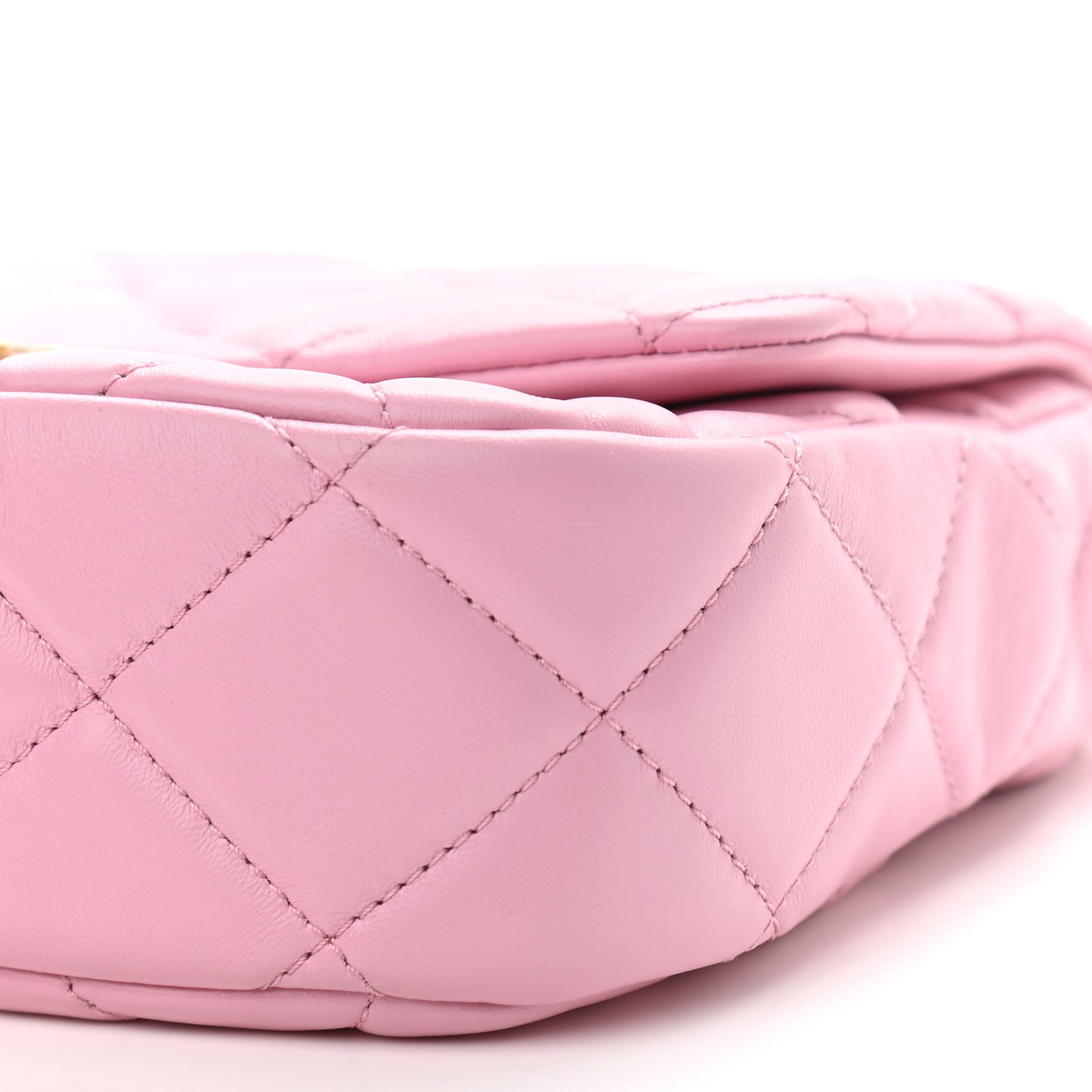 Lambskin Quilted Small Lacquered Chain Flap Pink