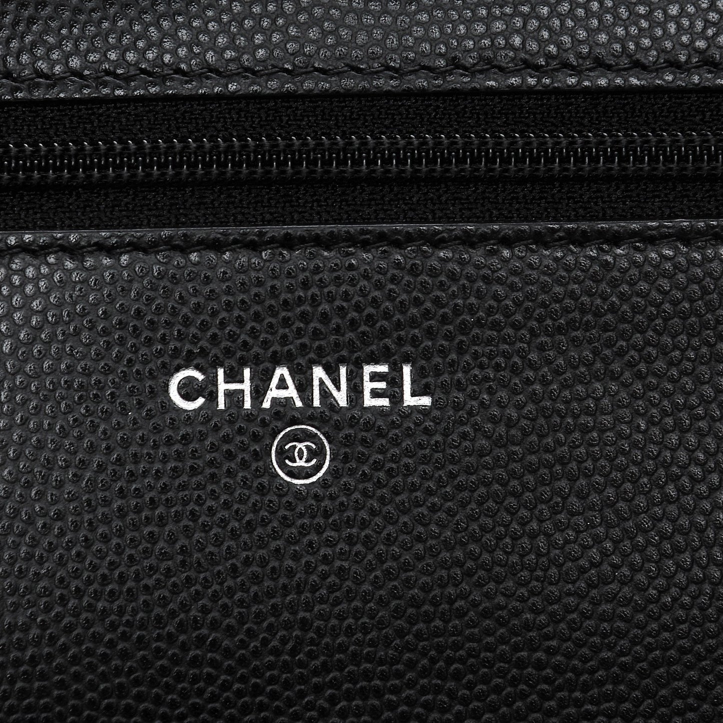 Caviar Chevron Quilted Wallet On Chain WOC Black