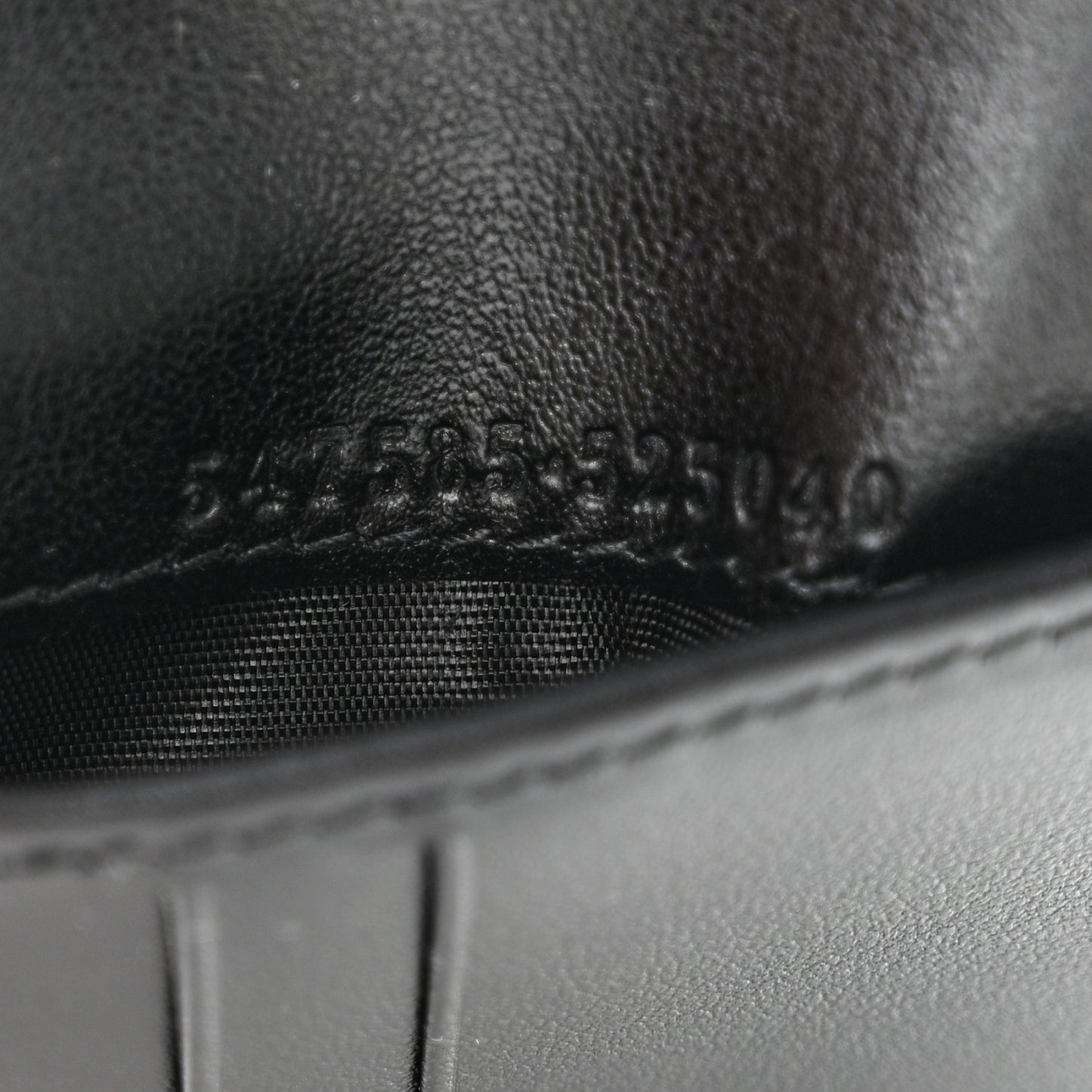 Plutone Calfskin Logo Bi-Fold Wallet Black