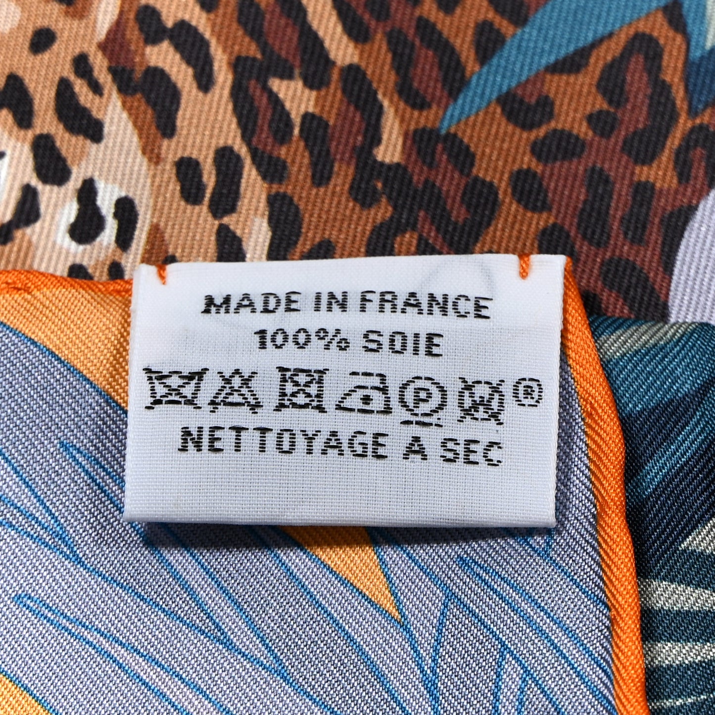 Silk Les Douze Leopards Double Face Scarf 90 Rose Poudre Ardoise Orange