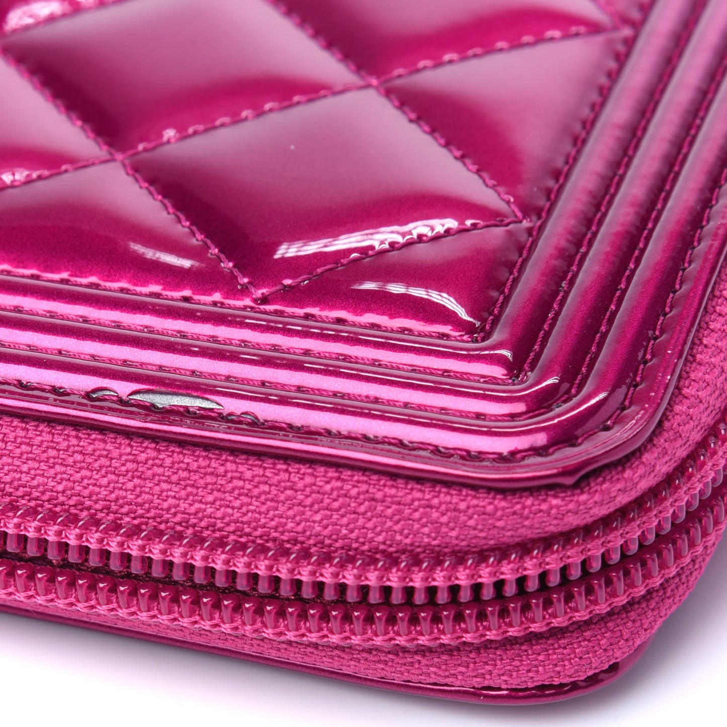 Metallic Patent Calfskin Quilted Boy L-Gusset Zip Wallet Pink
