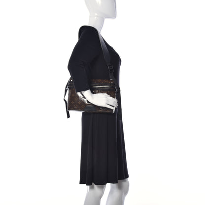 Louis Vuitton Monogram Glaze Messenger PM 2 of 10