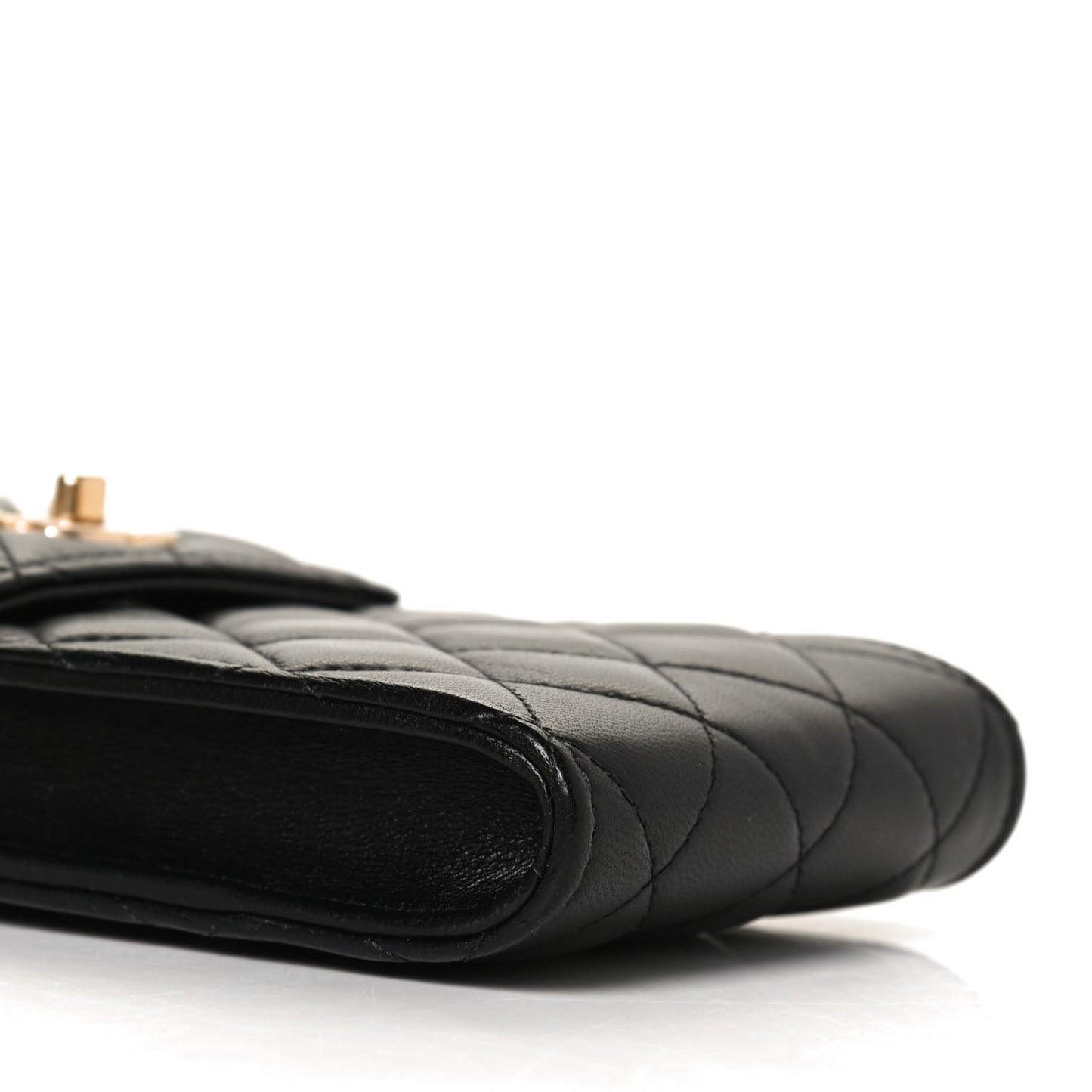Lambskin Quilted Pearl Crush Phone Holder With Chain Black