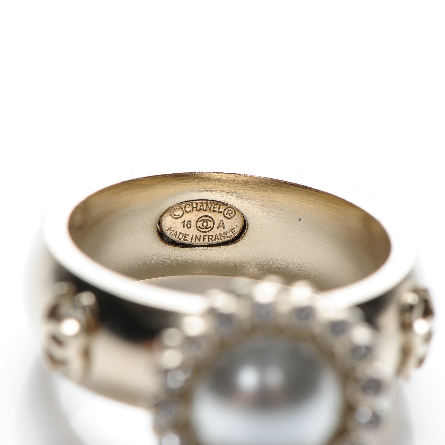 Chanel Pearl Crystal CC Ring 53 6.25 Gold Pearly White 4 of 4