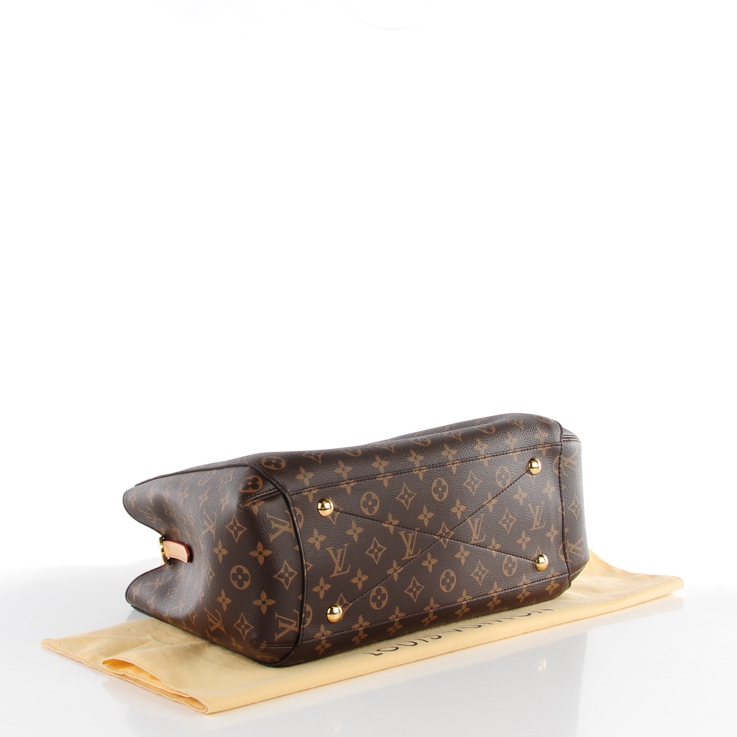 Louis Vuitton Monogram Montaigne GM 4 of 7