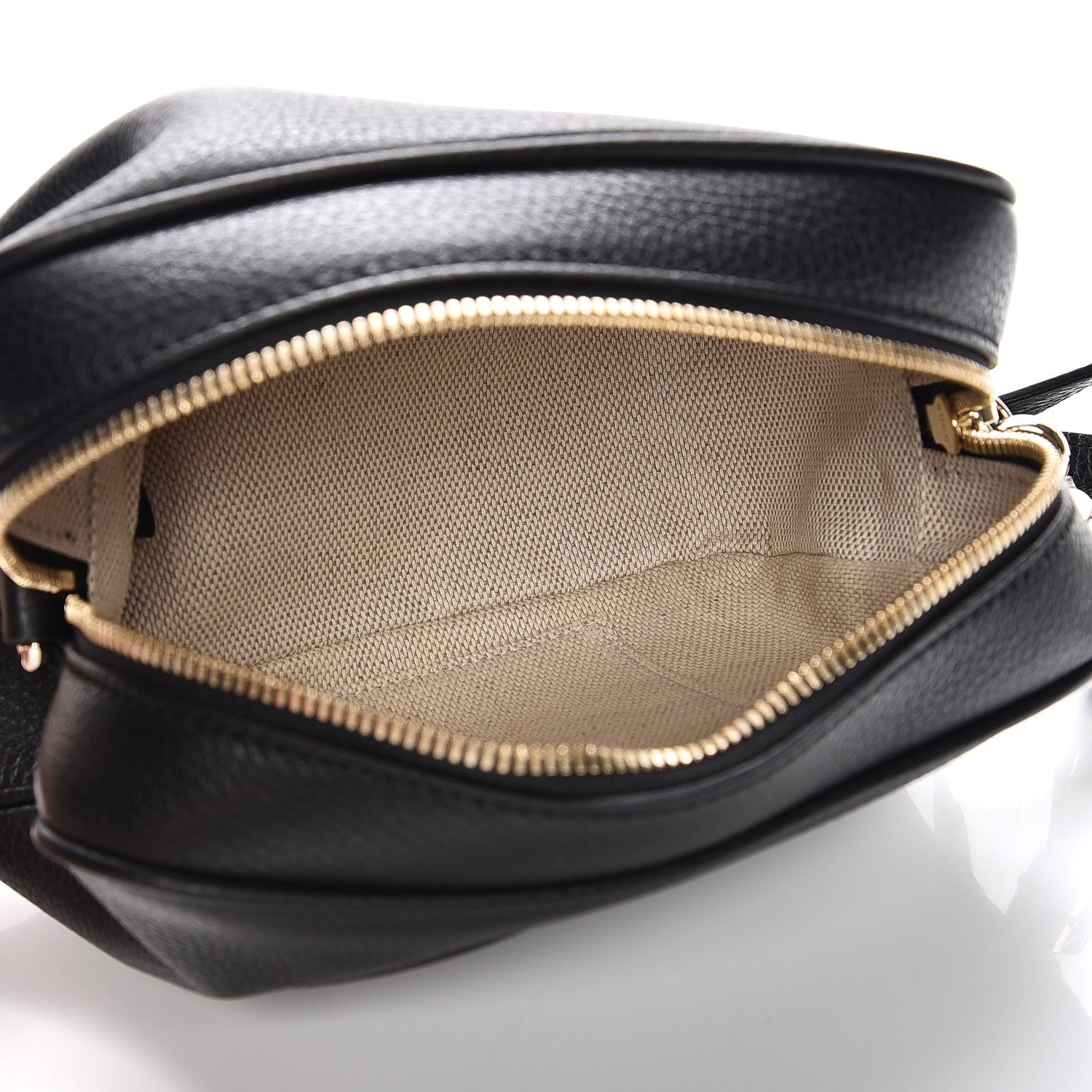 Gucci Pebbled Calfskin Small Soho Disco Bag Black 5 of 7