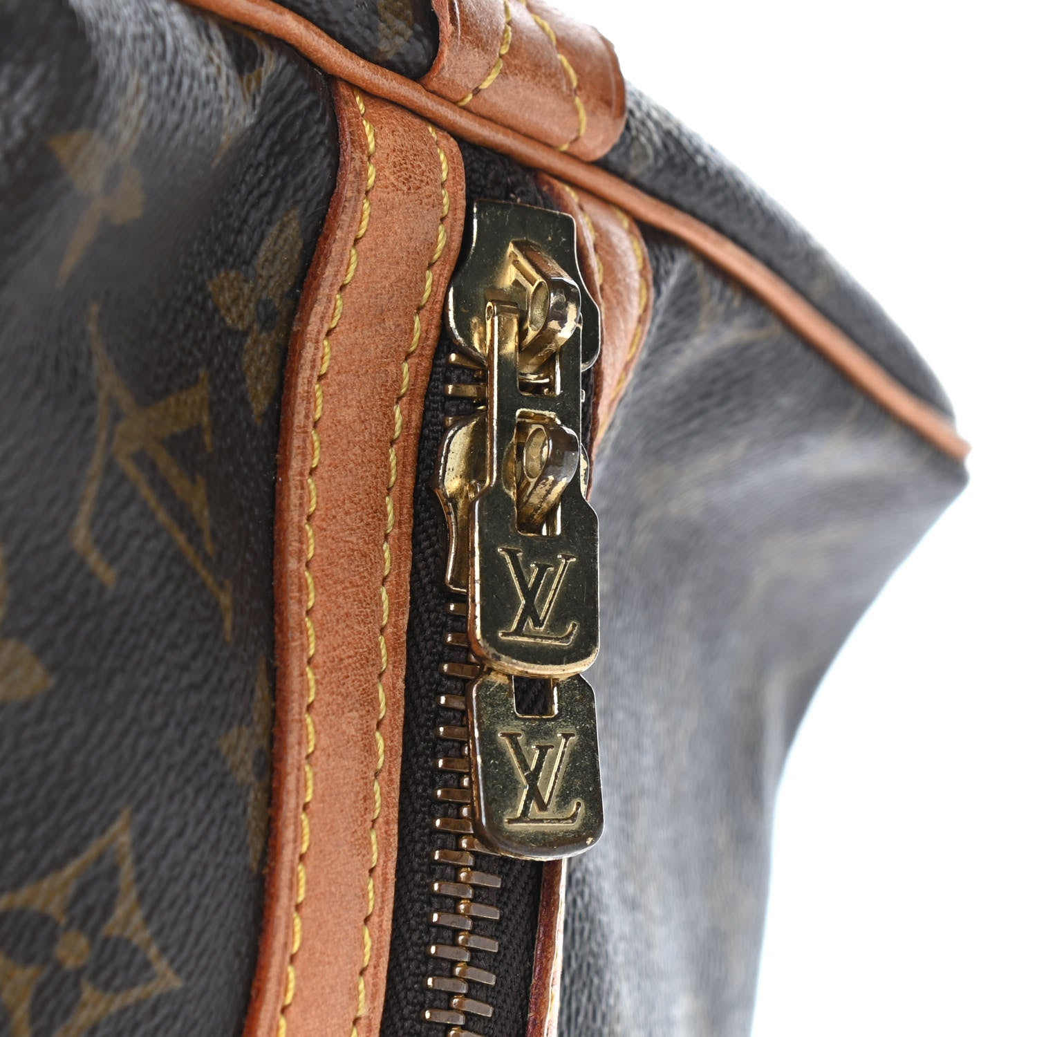 Louis Vuitton Monogram Sac Souple 55 20 of 24