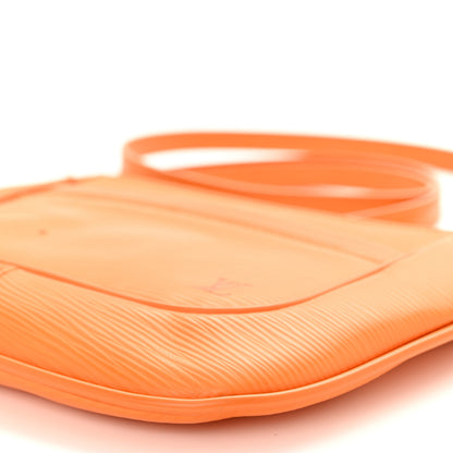 Louis Vuitton Epi Sarvanga Mandarin 9 of 12