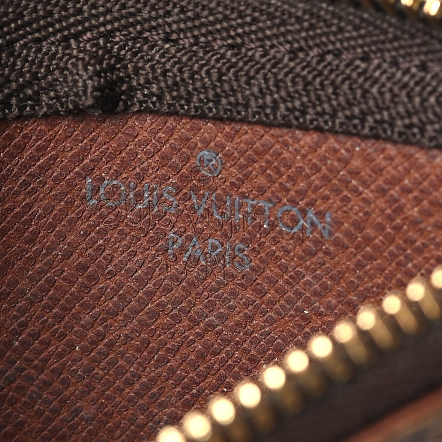 Louis Vuitton Monogram Key Pouch 6 of 8