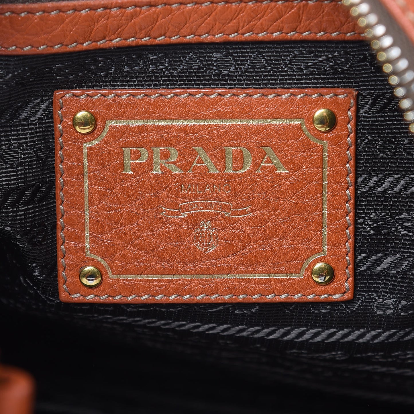 Vitello Daino Hobo Papaya