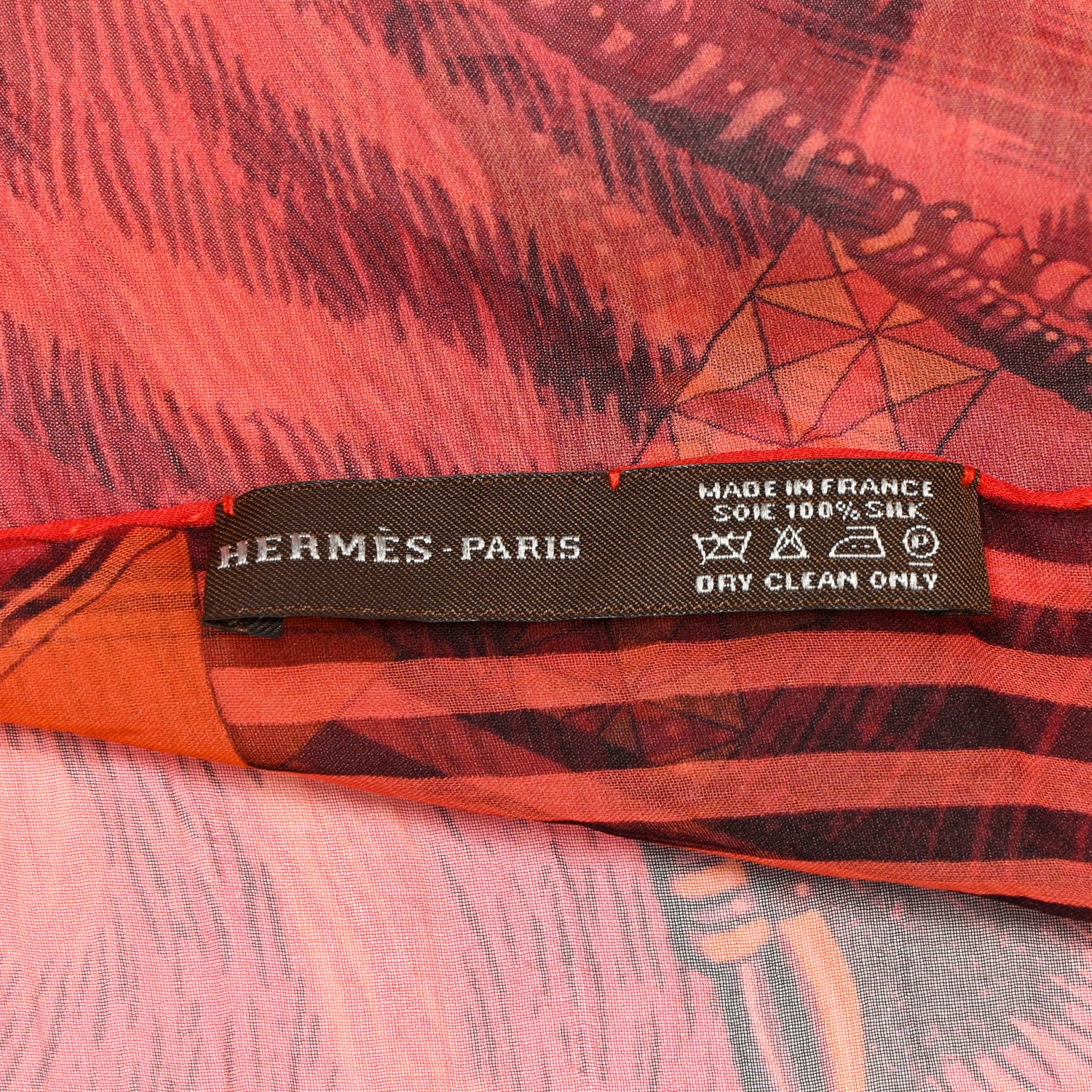 Hermes Silk Mousseline Pelages et Camouflage Stole Lipstick Corail 4 of 4