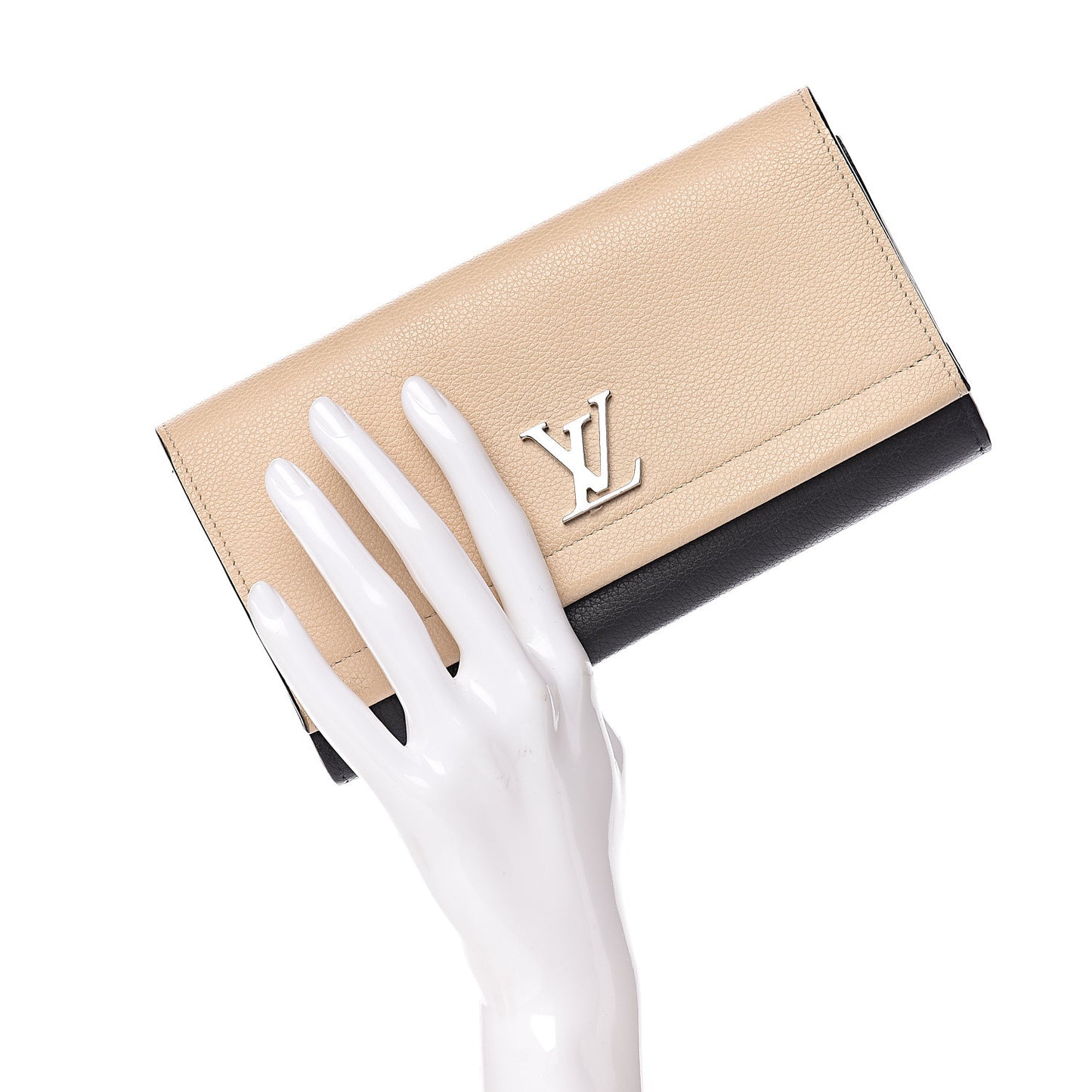 Calfskin Lockme II Wallet Vanille Black